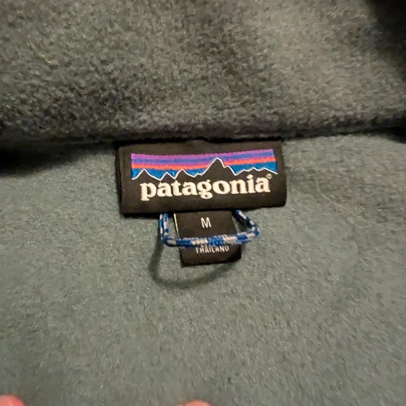 Patagonia Charcoal and Taupe Fleece Pullover - Picture 3 of 3